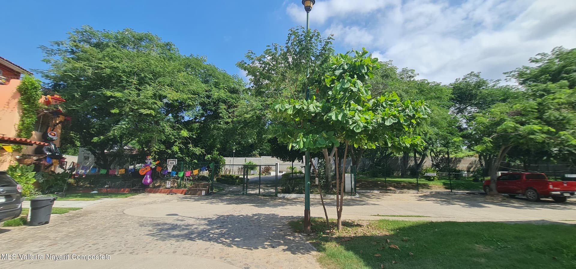 538 Circuito Fresnos 25