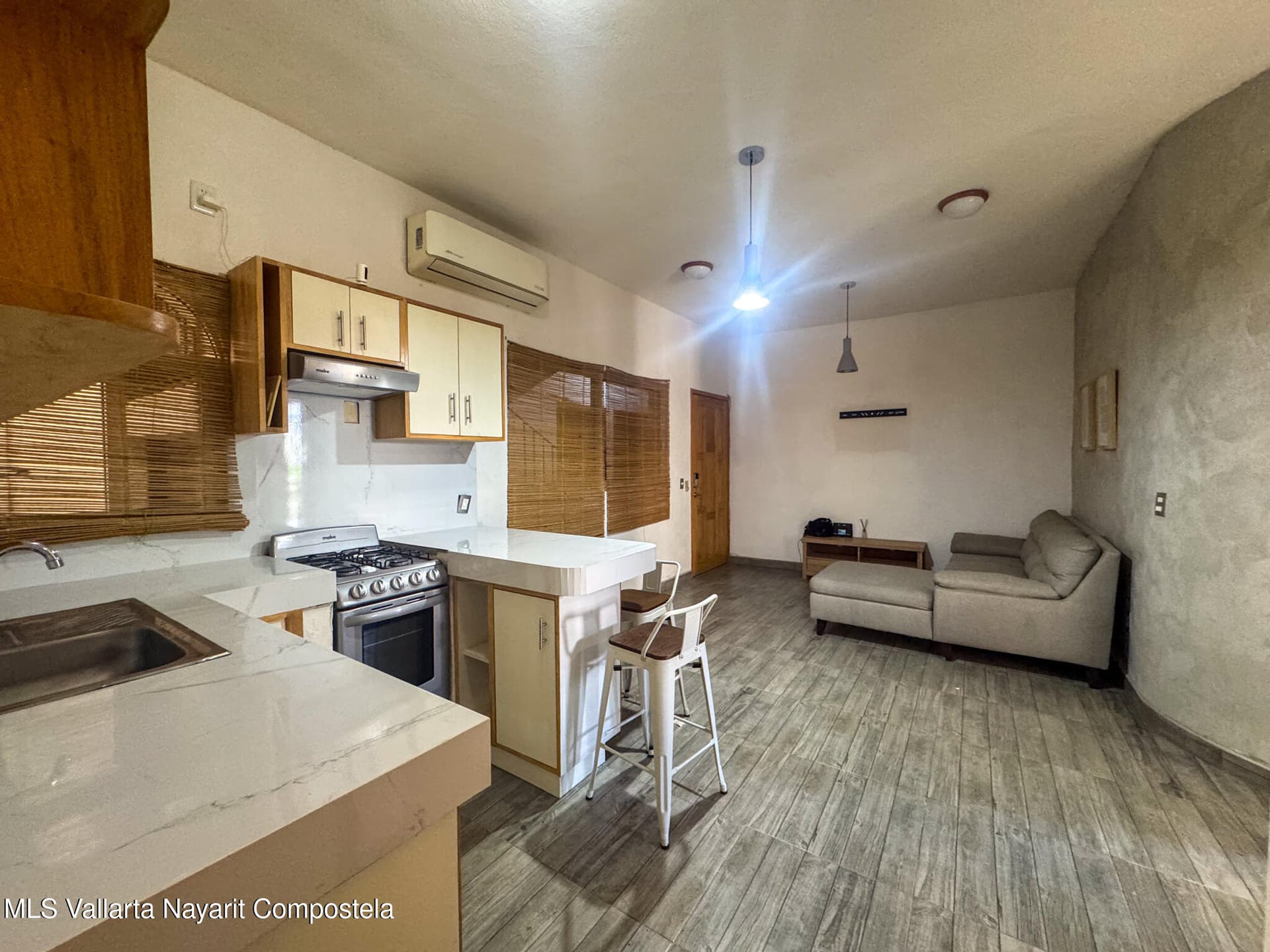 Marina Suites 2
