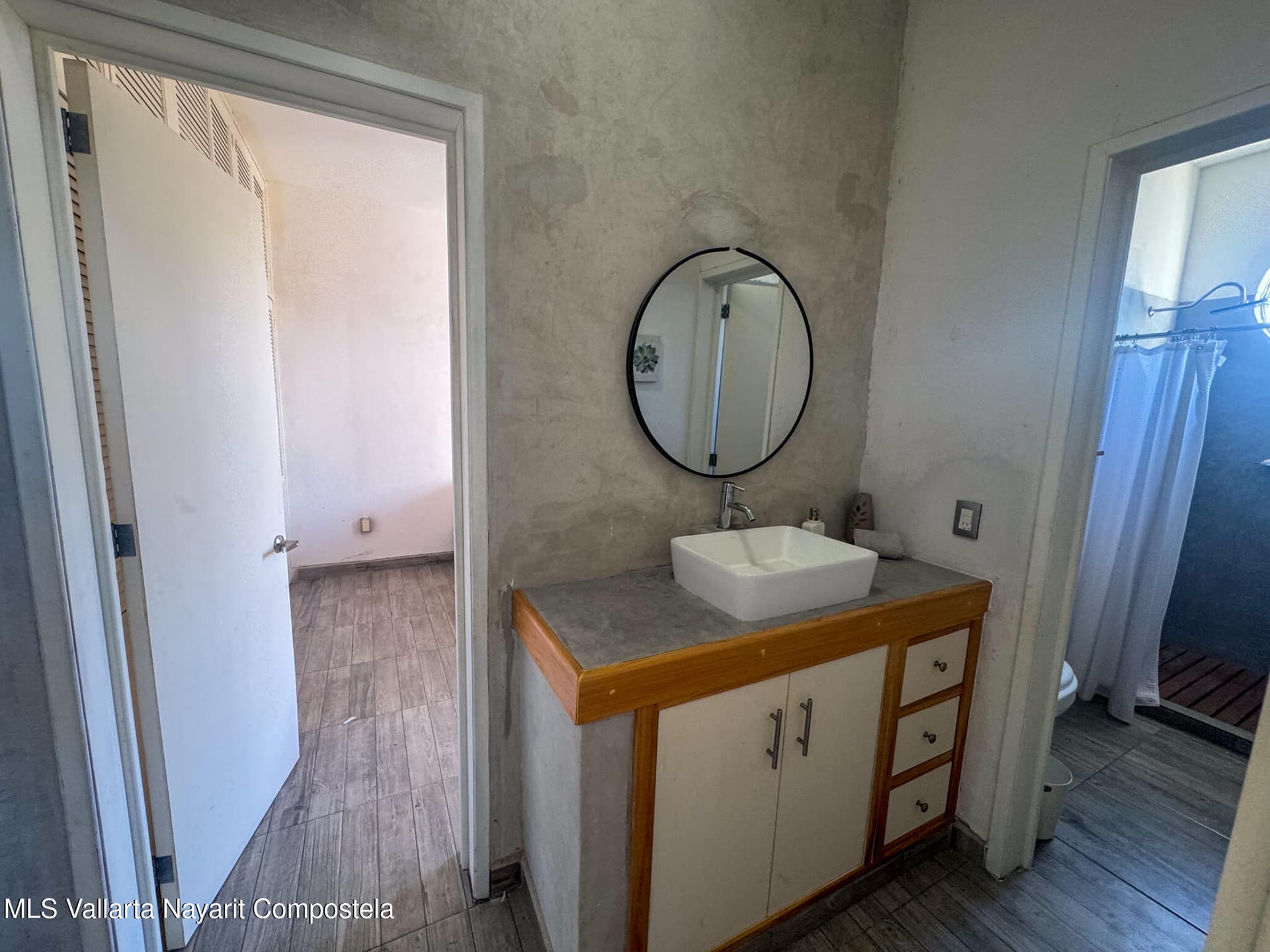 Marina Suites 7