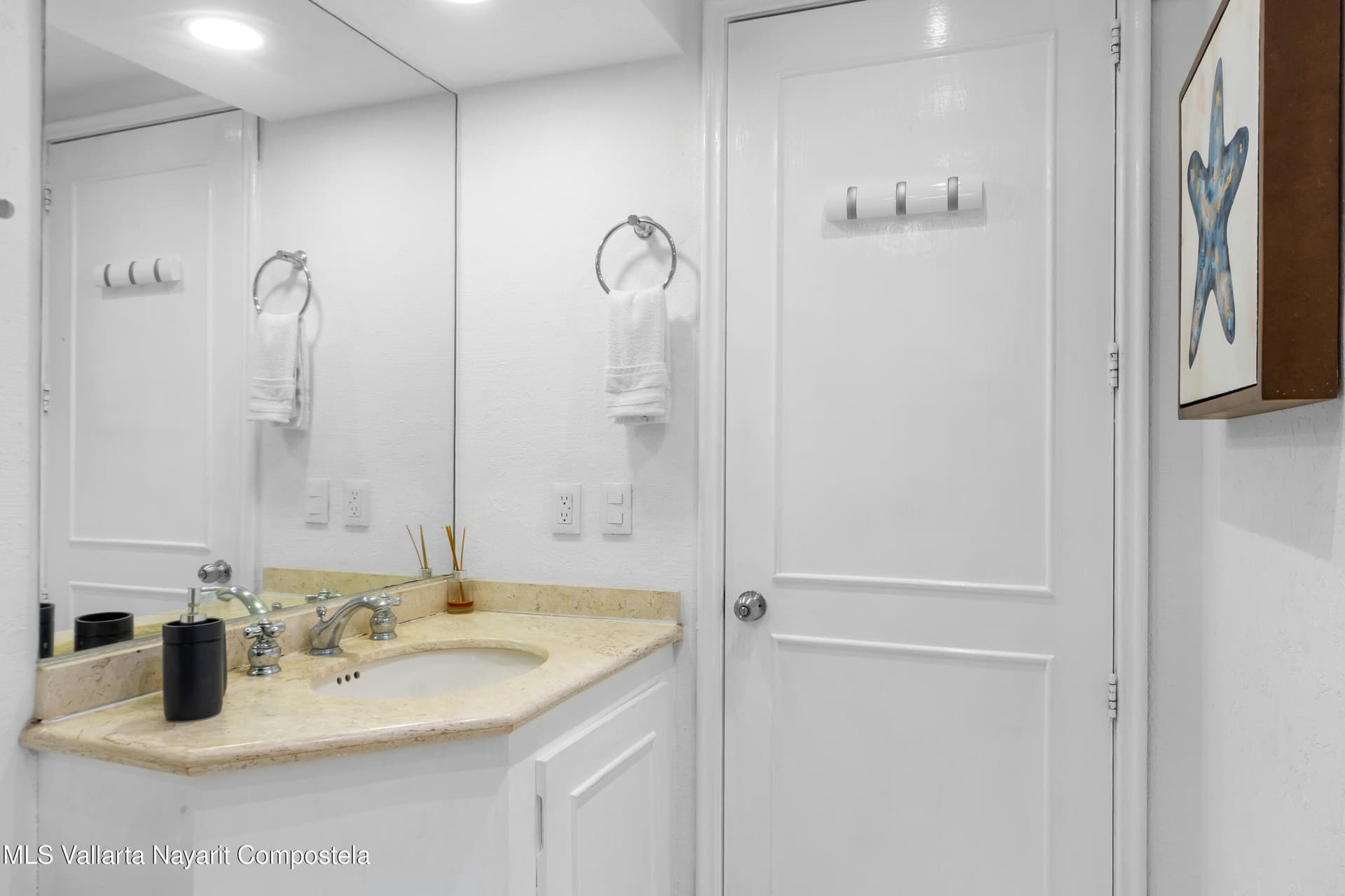 Bay View Grand 26
