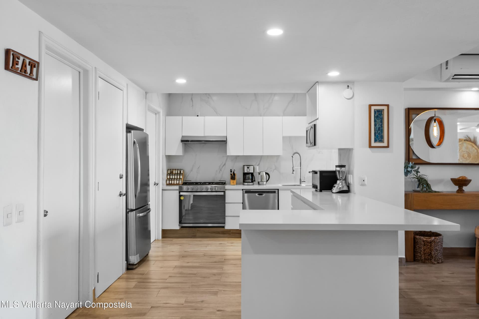 Bay View Grand 3