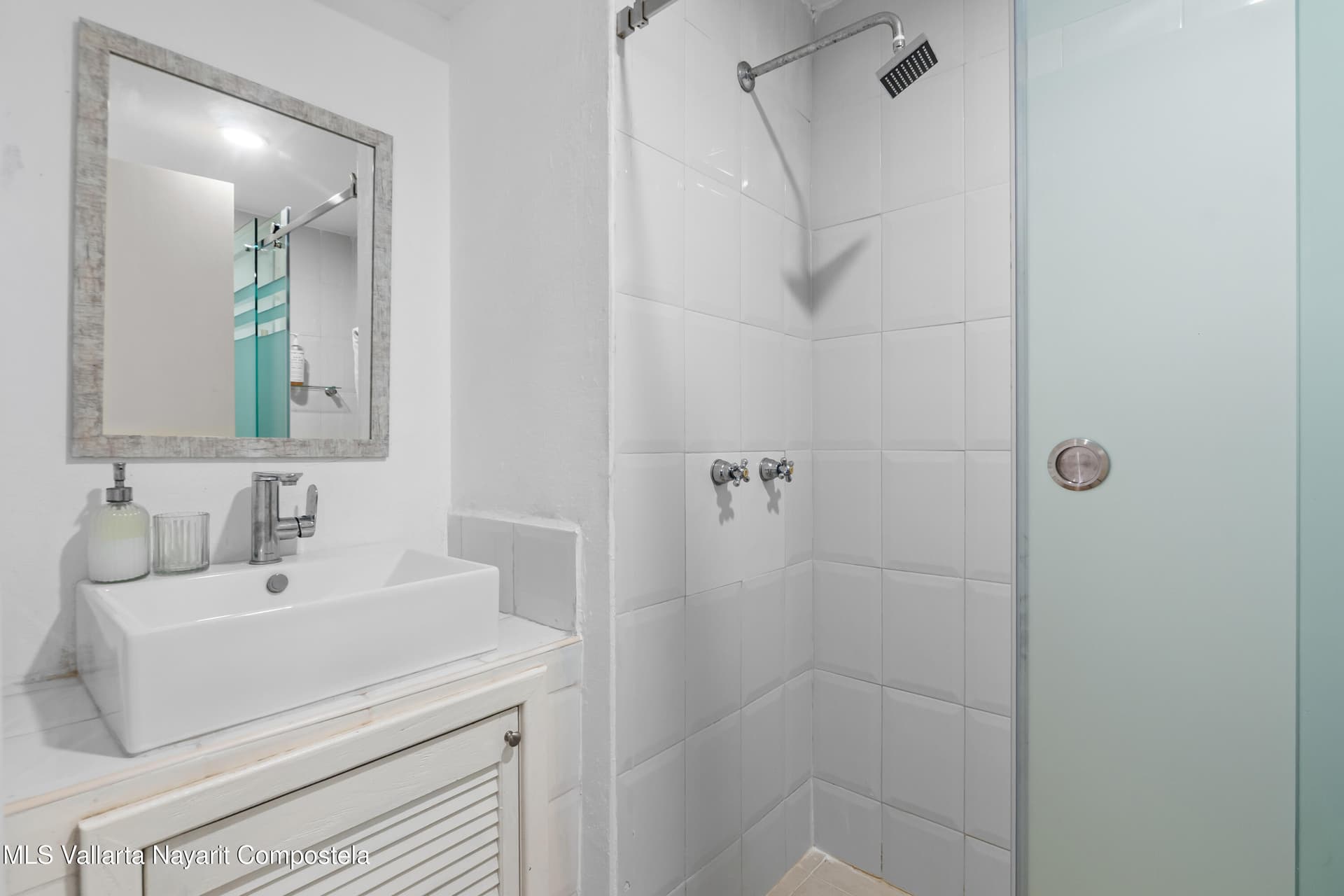 Bay View Grand 12