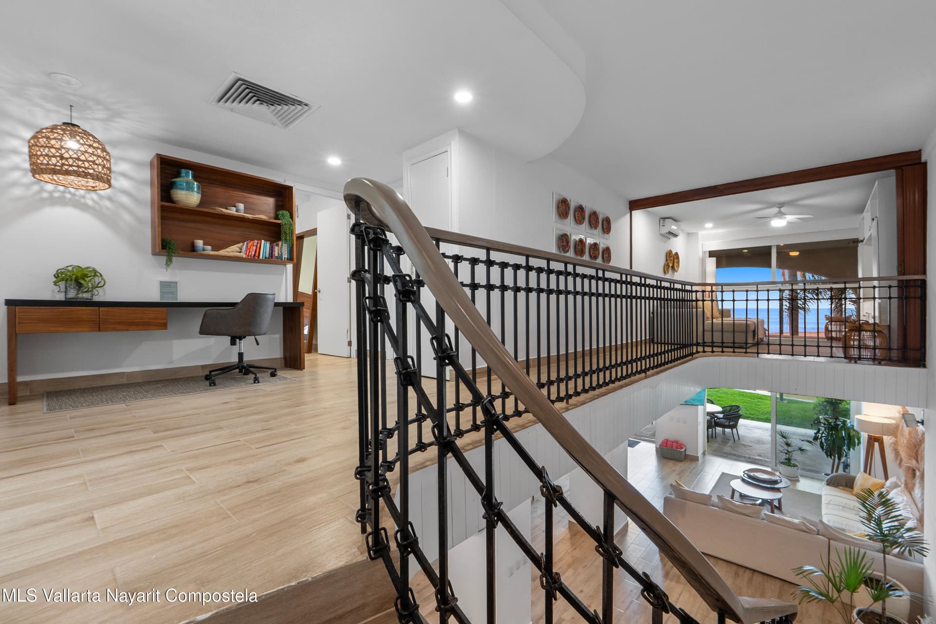 Bay View Grand 18