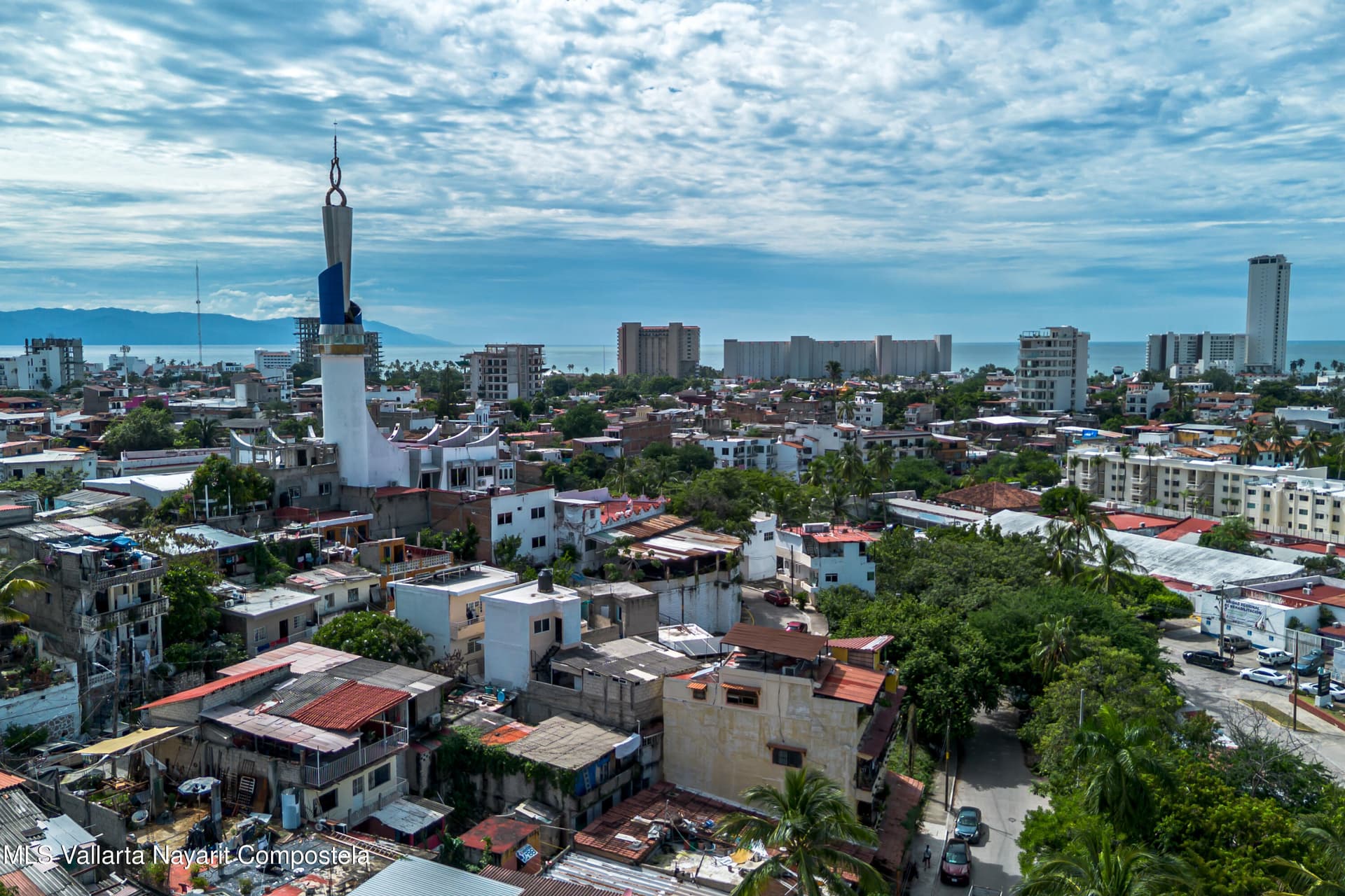 200 Paseo de las Palmas 11