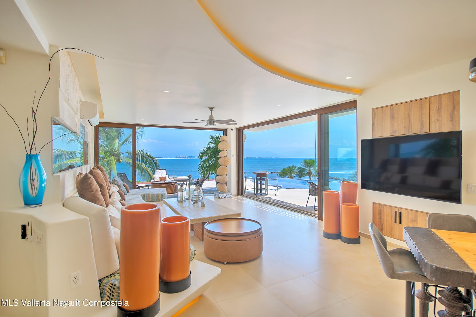Punta Esmeralda 10
