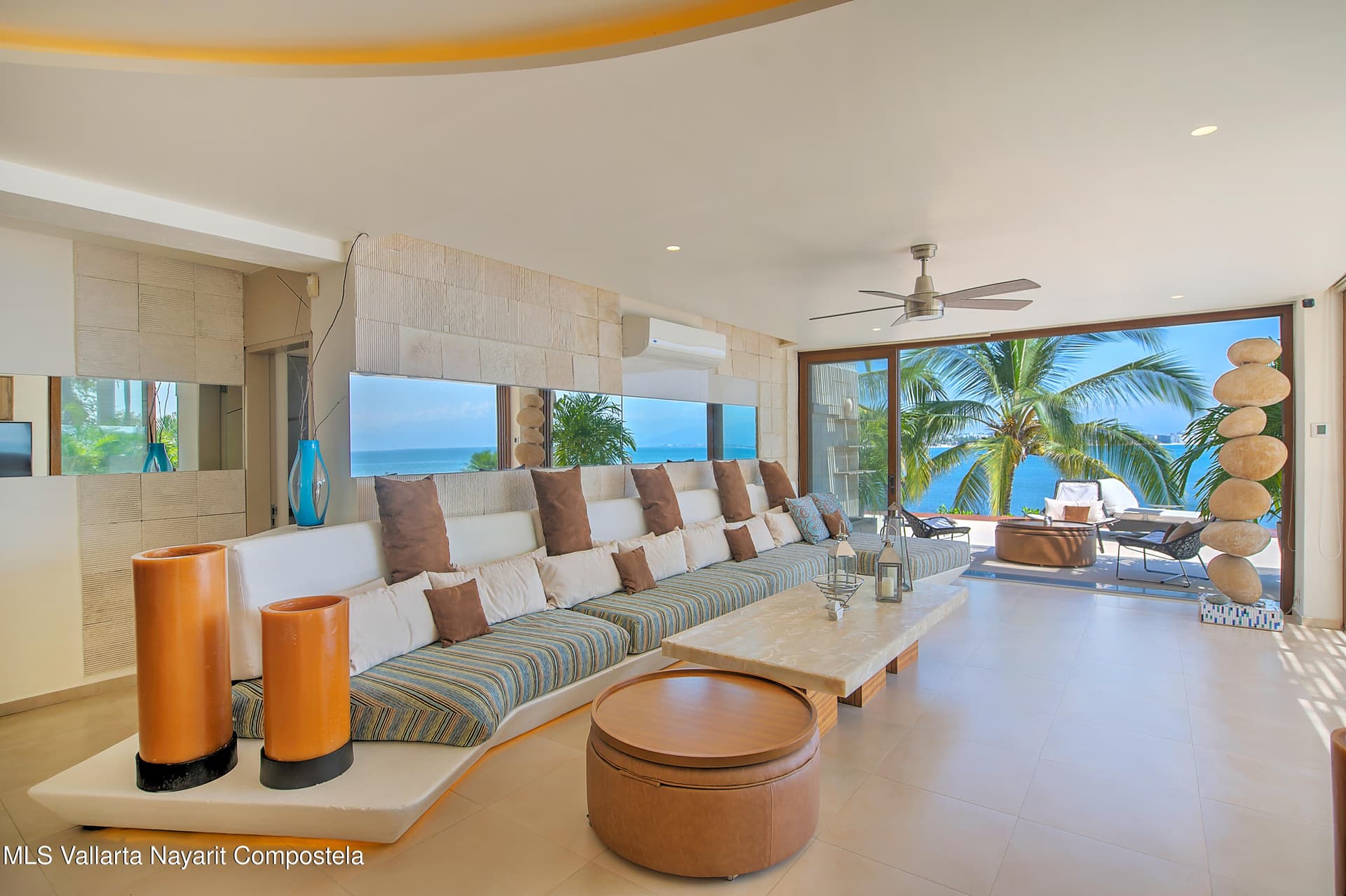 Punta Esmeralda 11