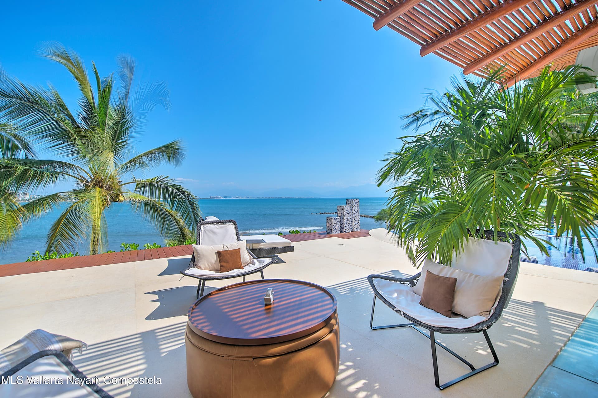 Punta Esmeralda 17