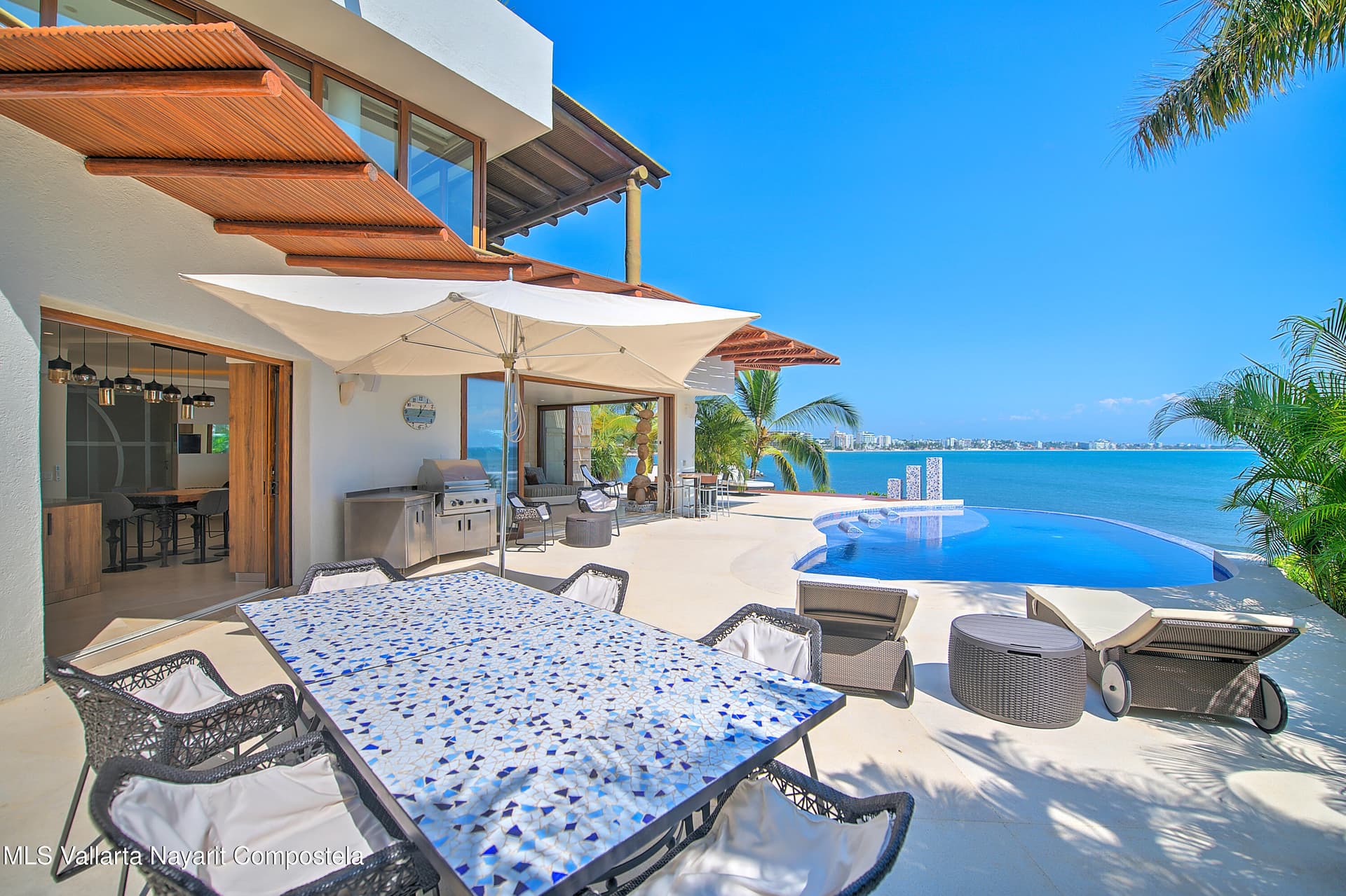 Punta Esmeralda 23