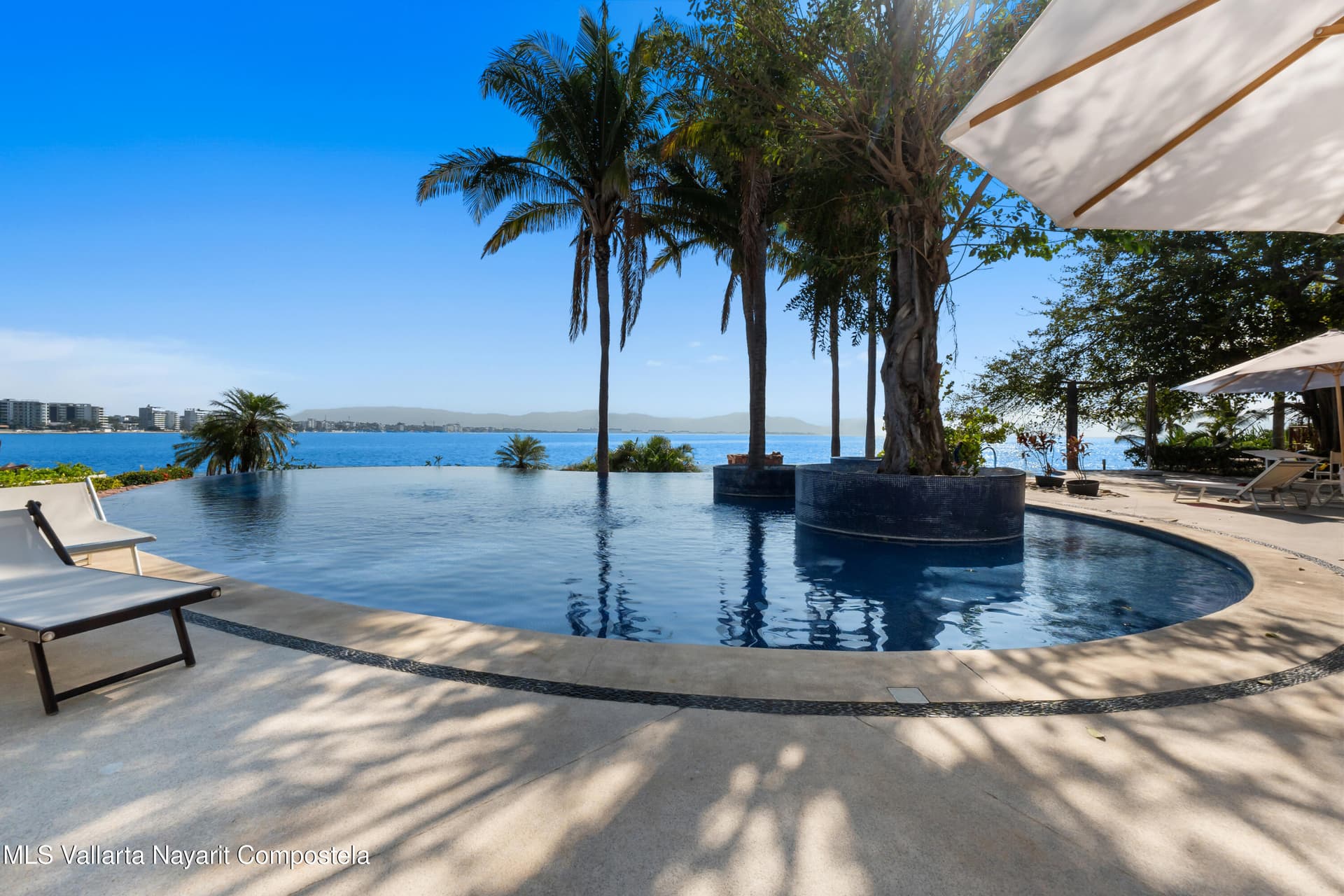 Punta Esmeralda 34