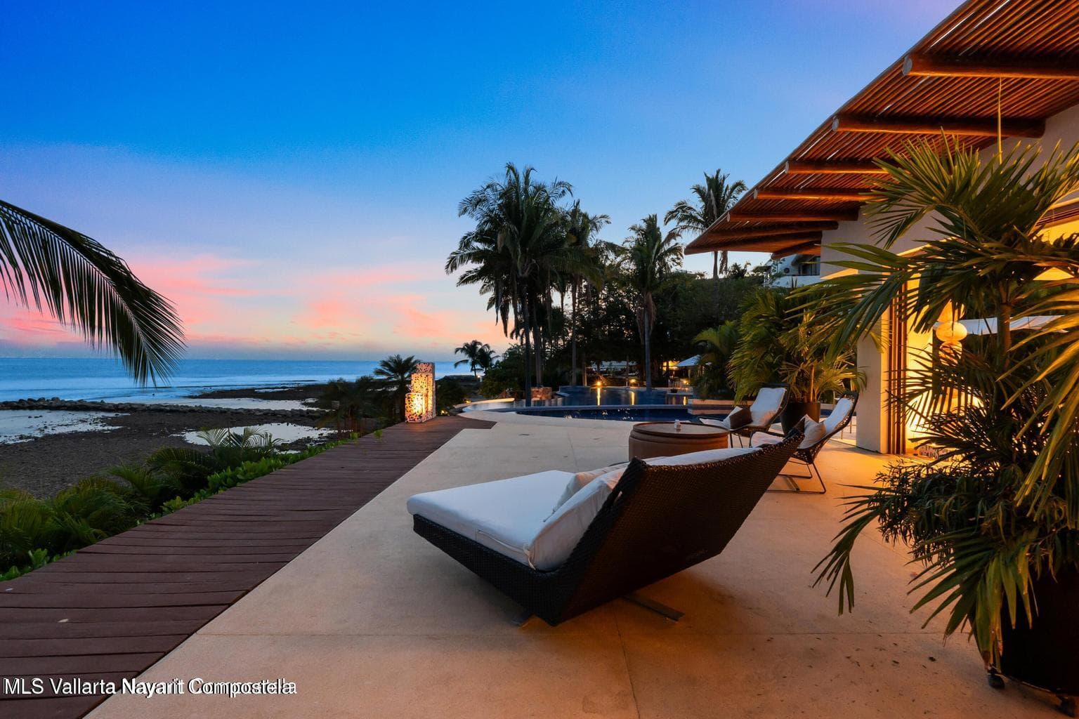Punta Esmeralda 19