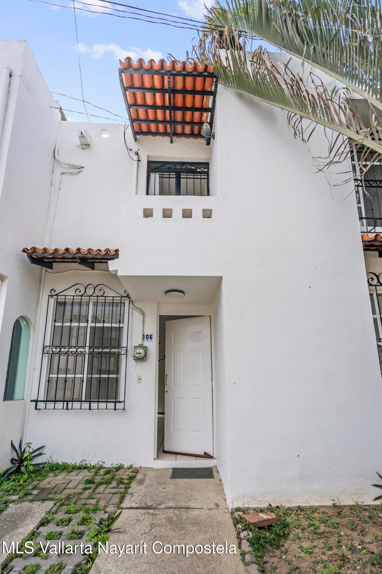 House in Francisco Villa East